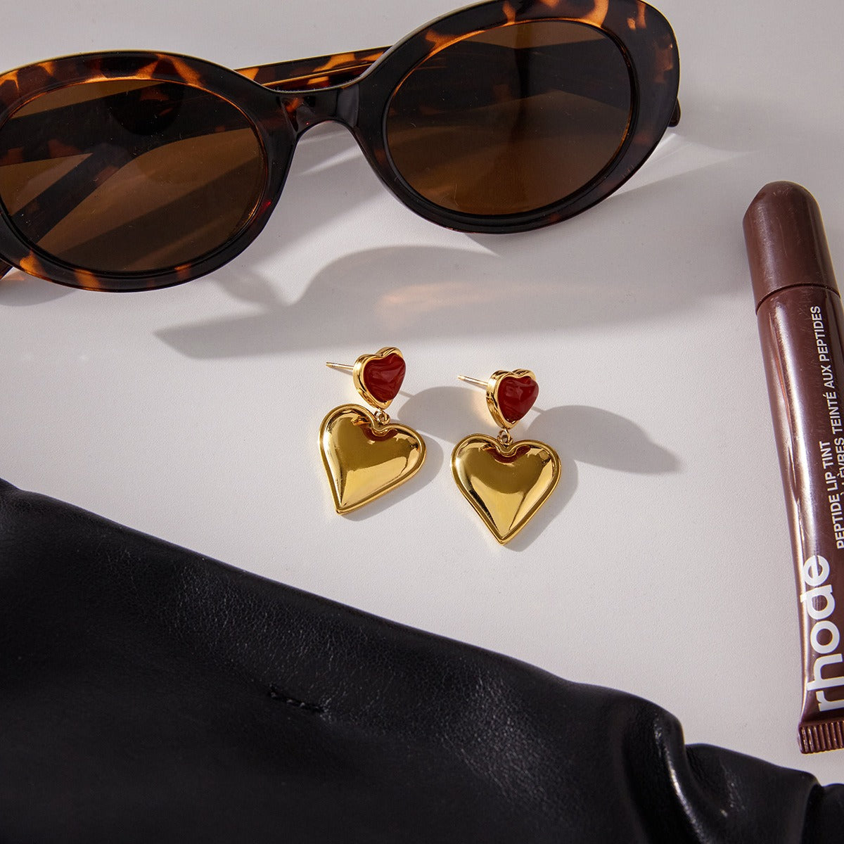 18K gold heart-shaped luxury earrings