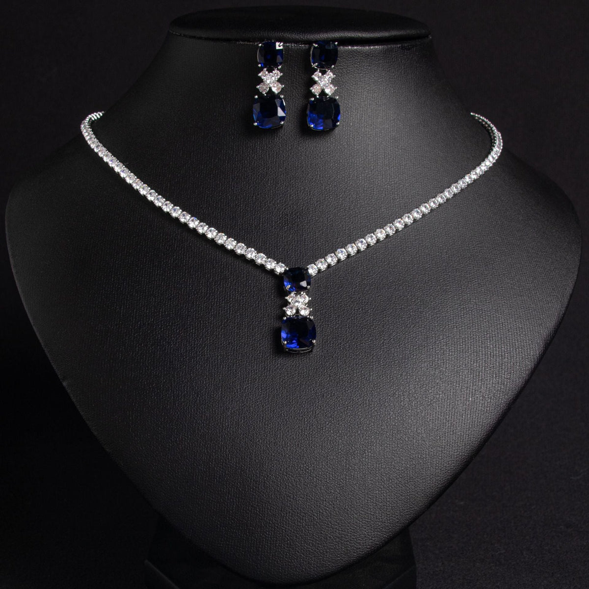 Cross-Border Small Square Bridal Necklace Women's Clavicle Chain Light Luxury Niche Design Simple Zircon Pendant Earrings Necklace