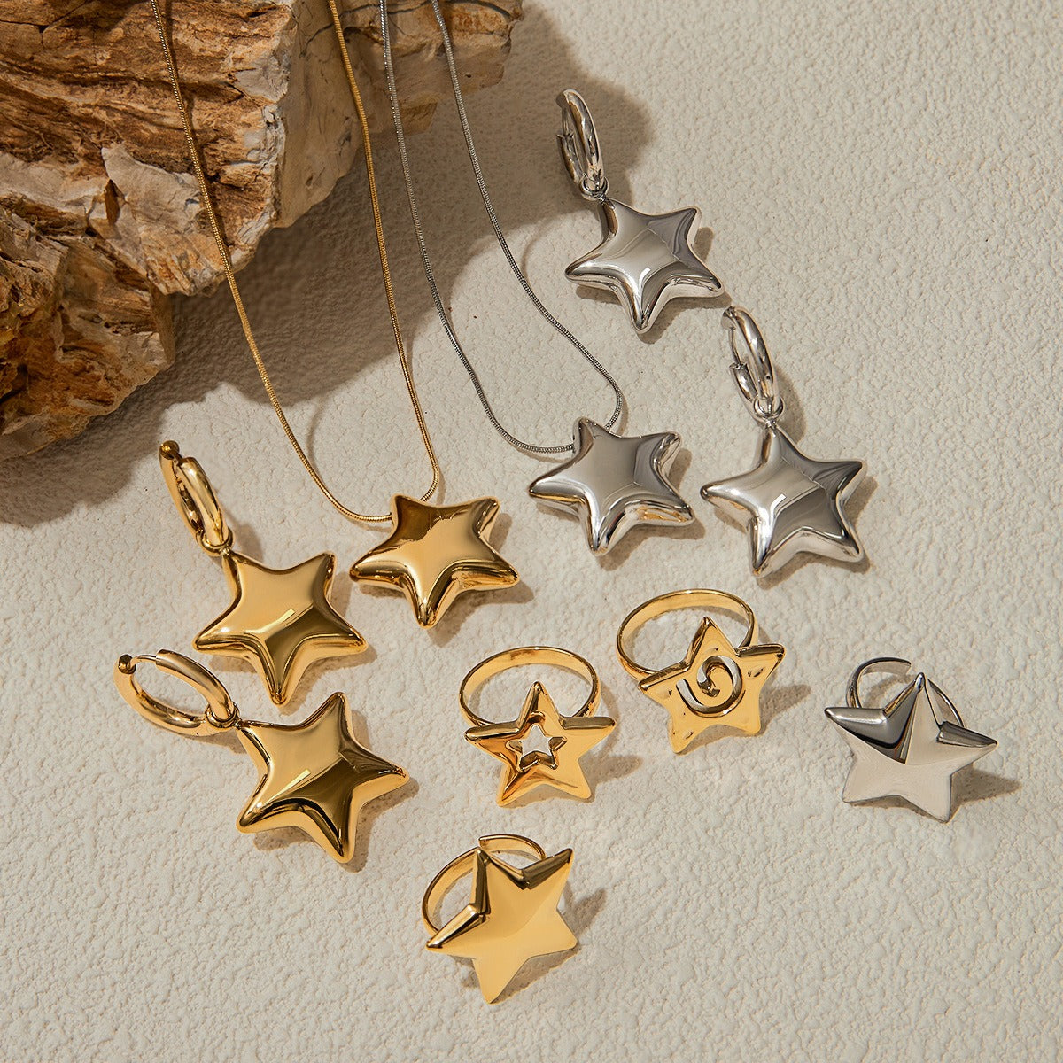 18K gold star-shaped design elegant necklace, ring, earrings and brooch set