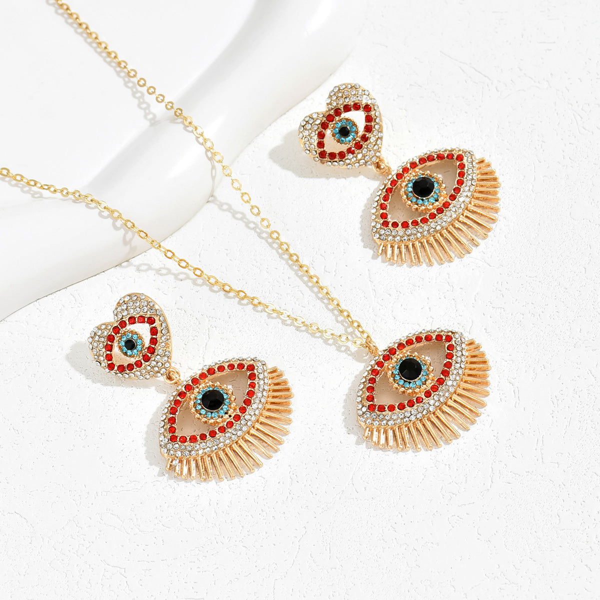 European And American Fashion Hip Hop Style Women Necklace Personalized Love Devil's Eye Niche Design Earrings Long Chain
