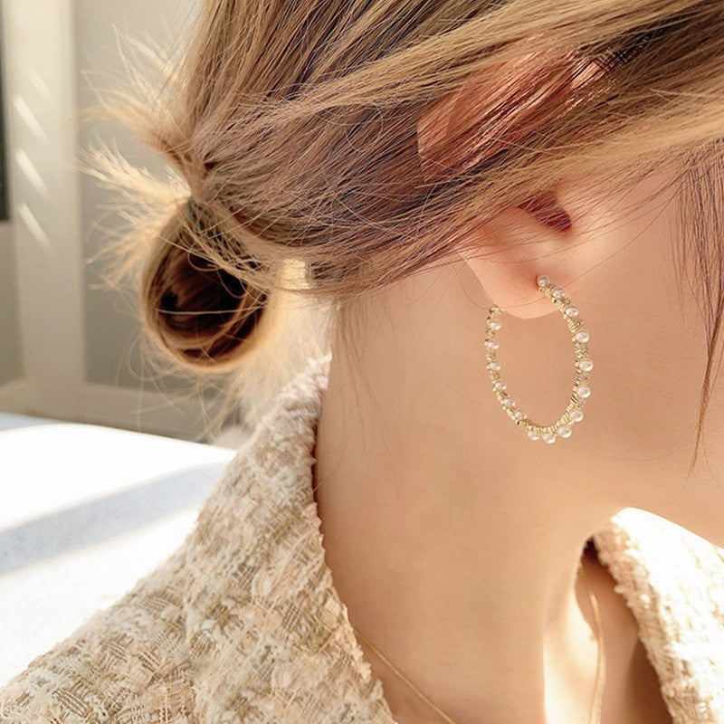 925 Silver Needle Internet Celebrity Same Style Gold Earrings Women's Light Luxury High-end Elegant All-match Earrings Retro New Earrings