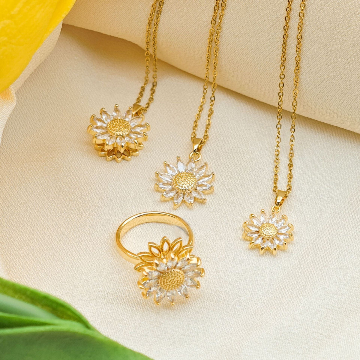 Necklace Cross-border New Sunflower Necklace Fashion Simple Accessories Ins Cyber Celebrity Sunflower Necklace