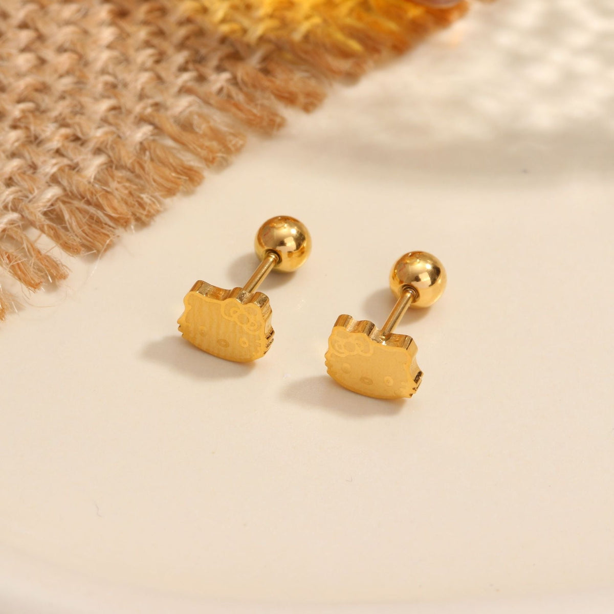18K gold geometric inlaid gemstone design high-end earrings