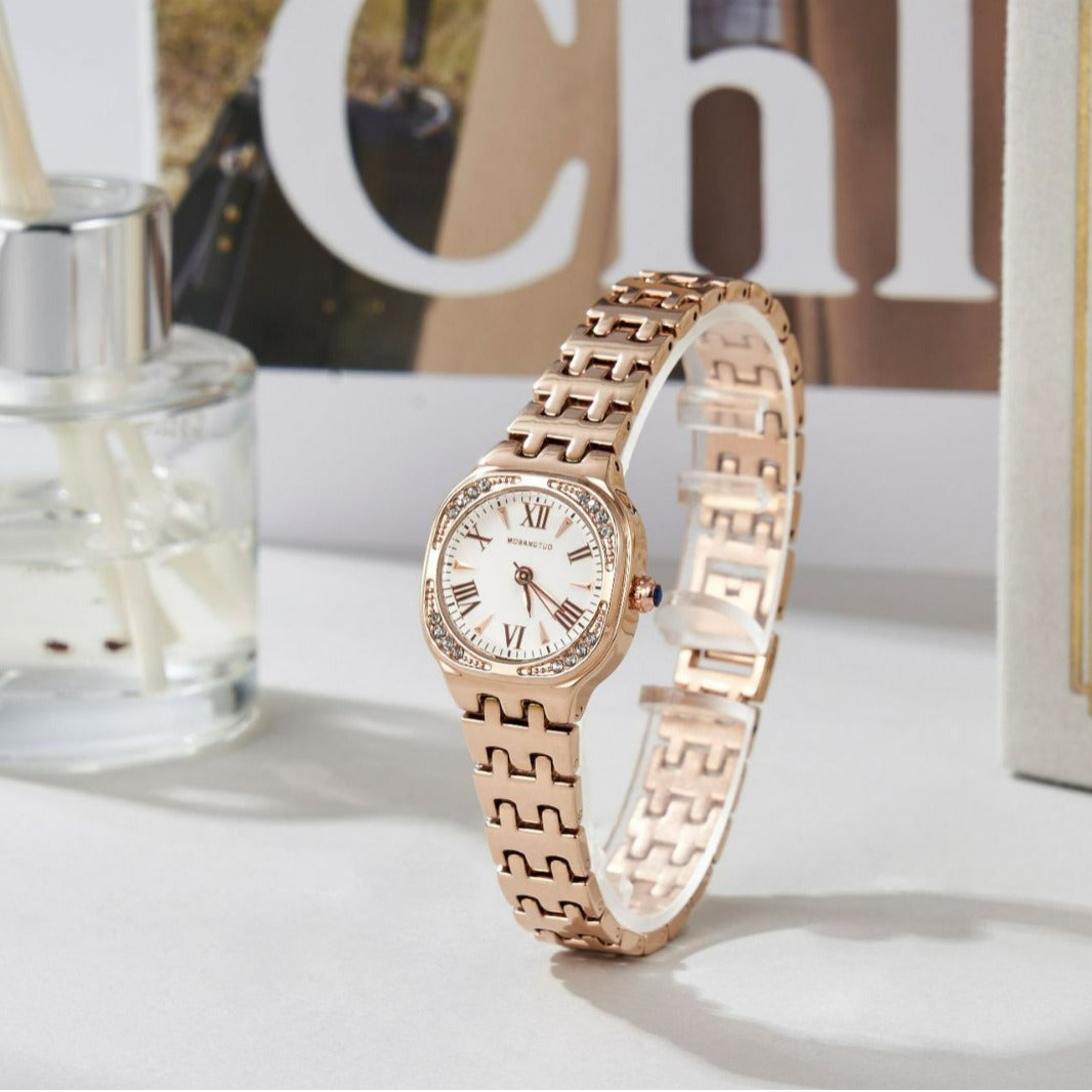 Fashion New Women's Square Stereo Watch
