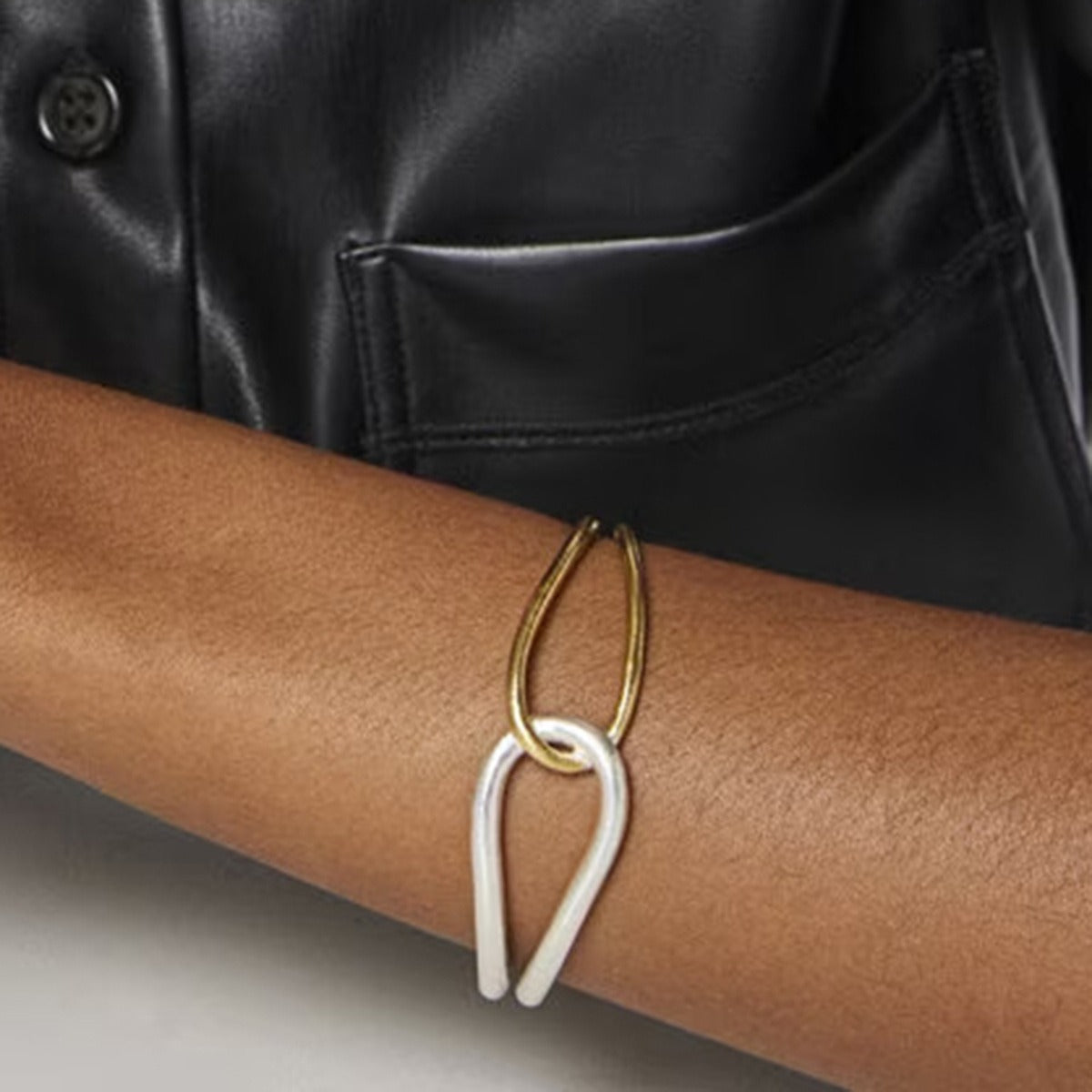 18K gold geometric lines with gold and silver color matching design classic fashion bracelet
