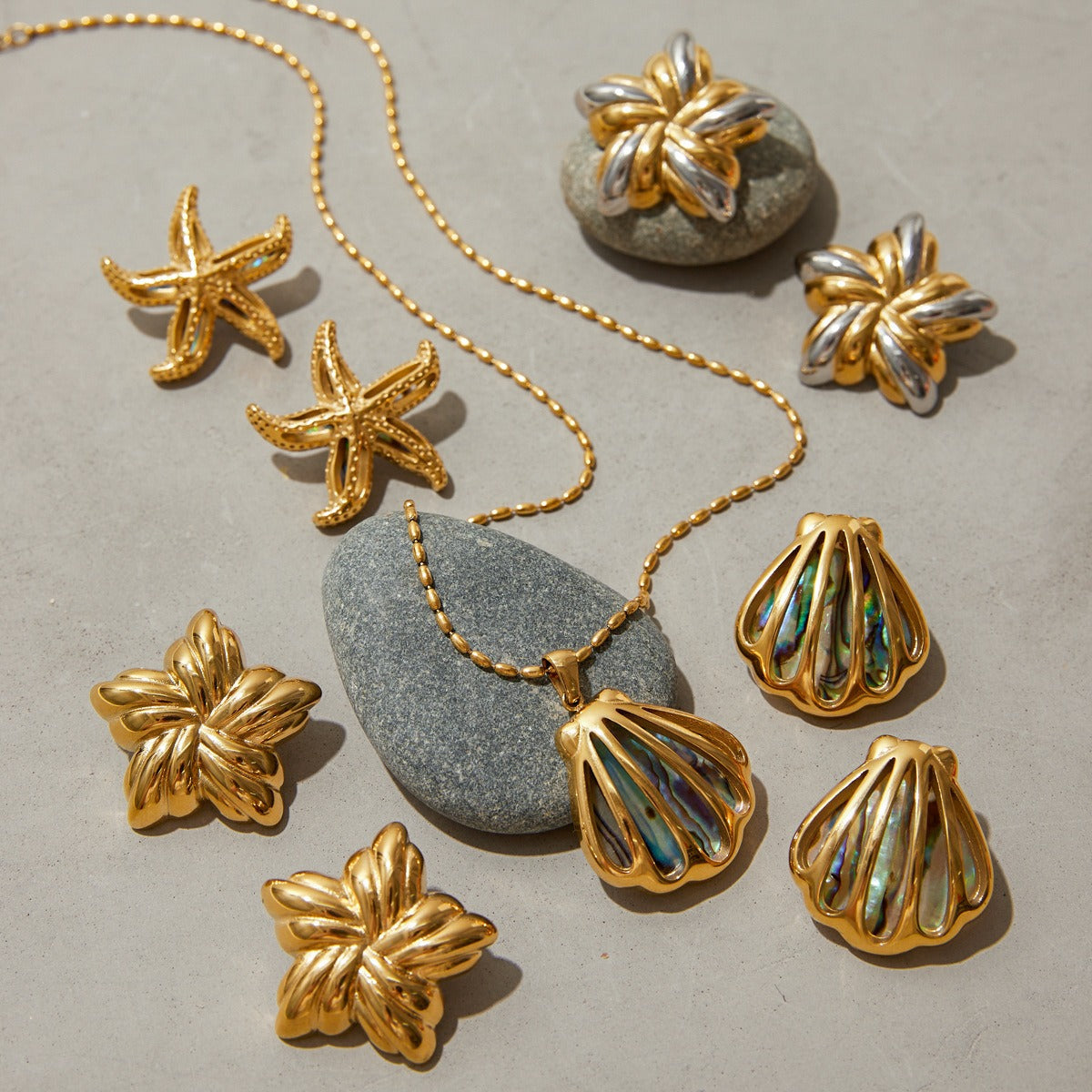 18K gold star/shell-shaped exquisite and noble earring necklace set