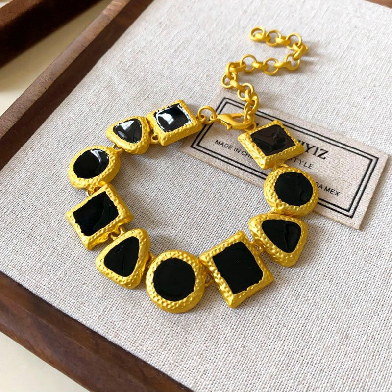 Second-Hand Vintage Jewelry With Diamond-Encrusted Flowers And Heart Necklaces, Retro Elegant Clavicle Chains, Light Luxury And High-End Necklaces