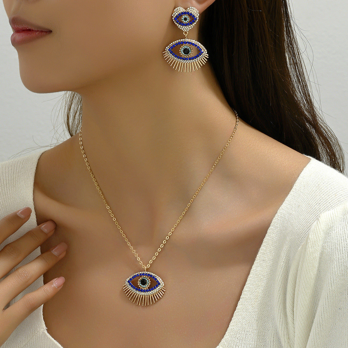 European And American Fashion Hip Hop Style Women Necklace Personalized Love Devil's Eye Niche Design Earrings Long Chain