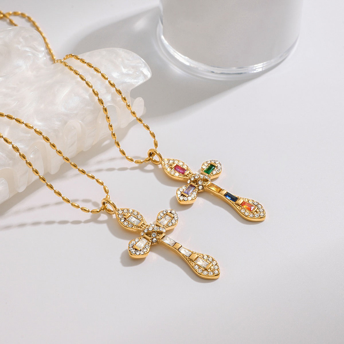 18K Gold Cross Inlaid Gemstone Design Classic Fashion Necklace