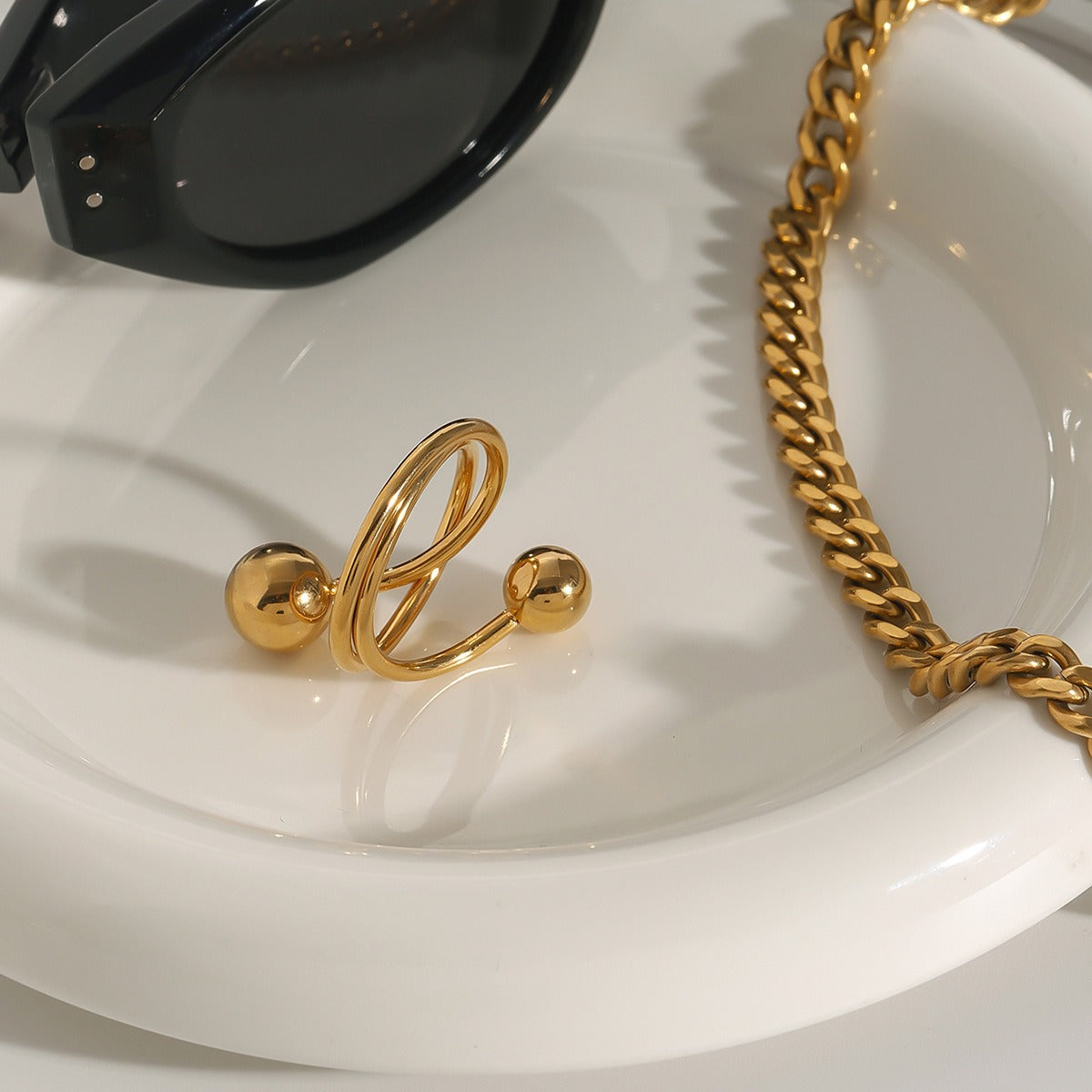 18K gold geometric lines with spherical design simple personality ring