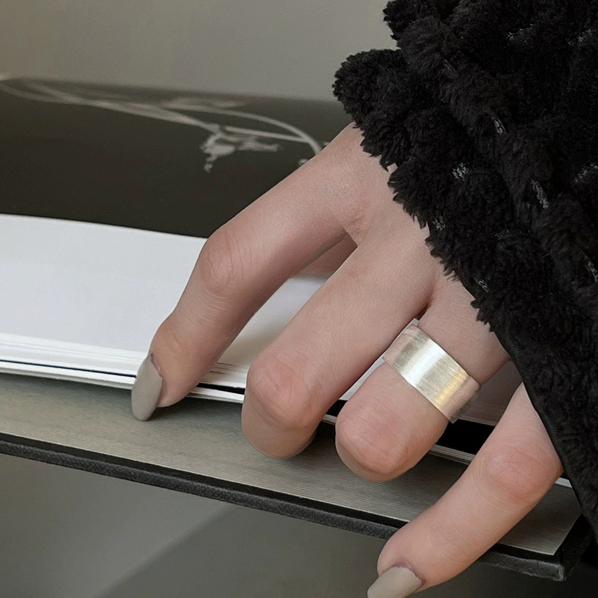 High Sense Star Open Ring For Women, INS Niche Brushed Texture Luxury Adjustable Index Finger Statement Ring