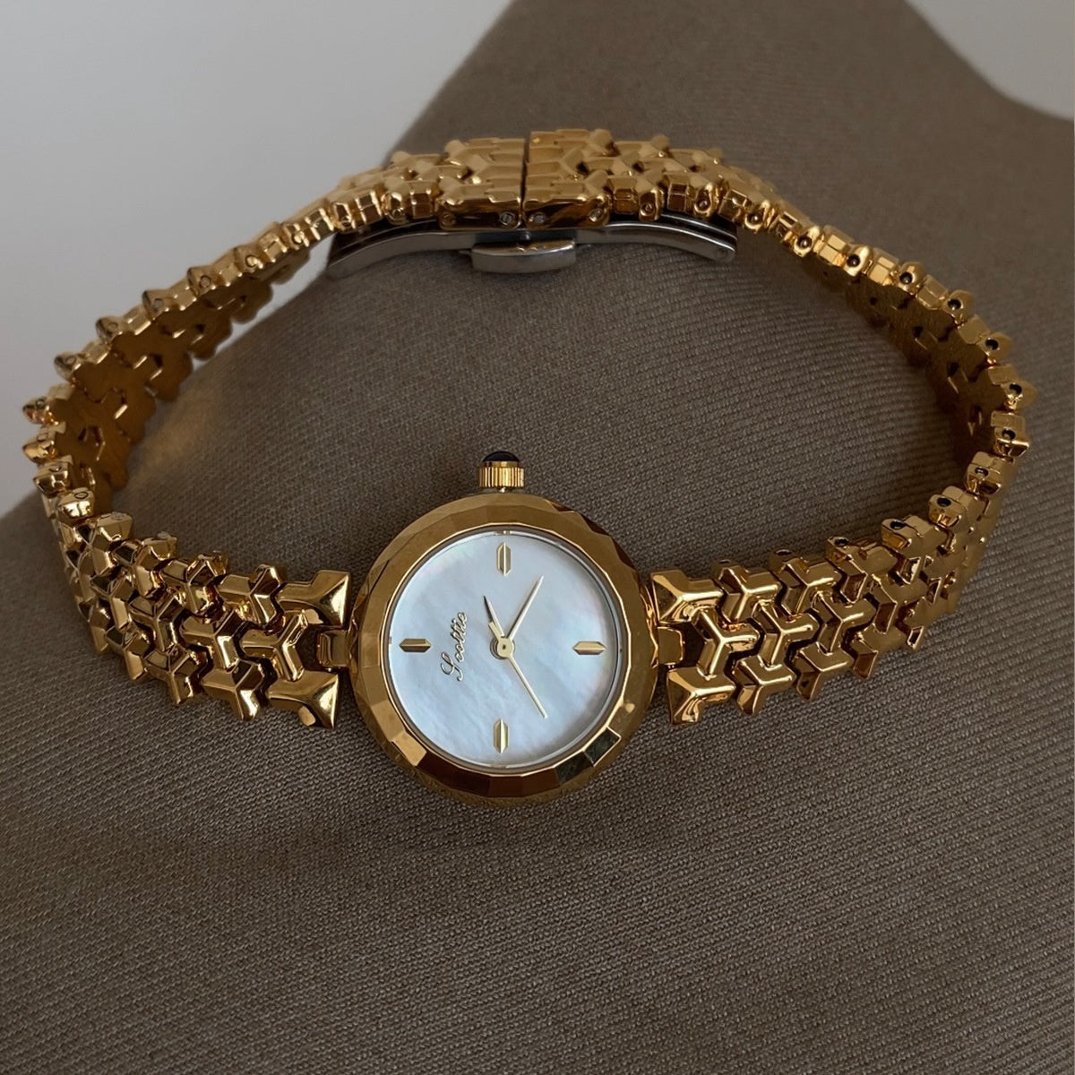Exquisite Fritillary Face Fashion Temperamental Minority High Sense All-matching