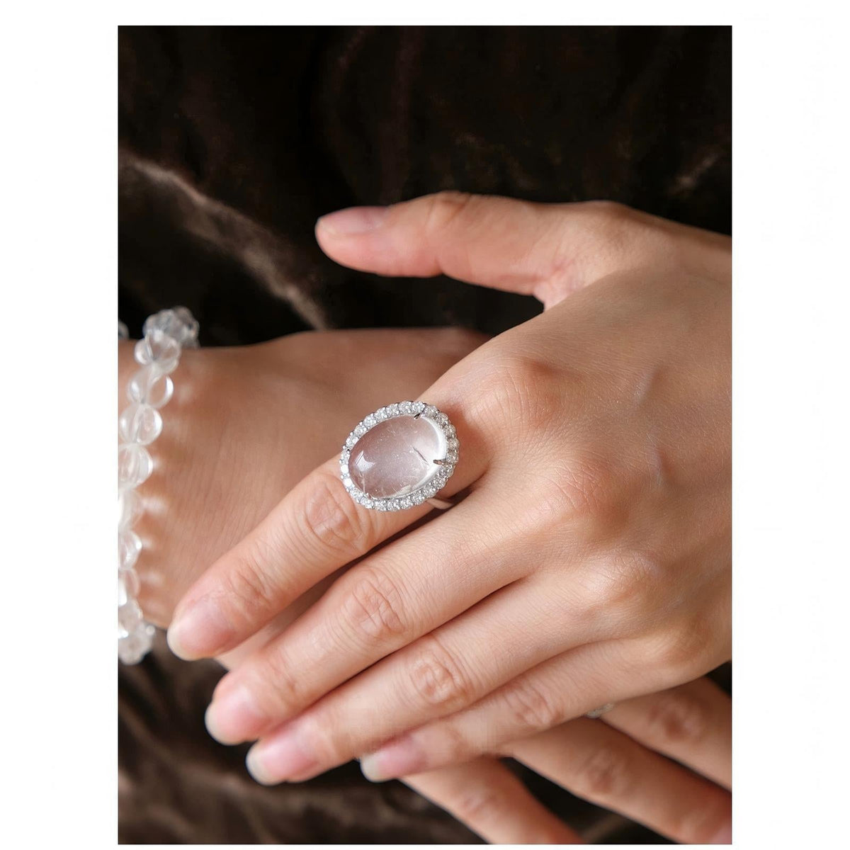 New Niche Design Oval Cabochon White Crystal Ring For Women, Micro Pave Cubic Zirconia, Light Luxury Versatile Commute Open Finger Ring