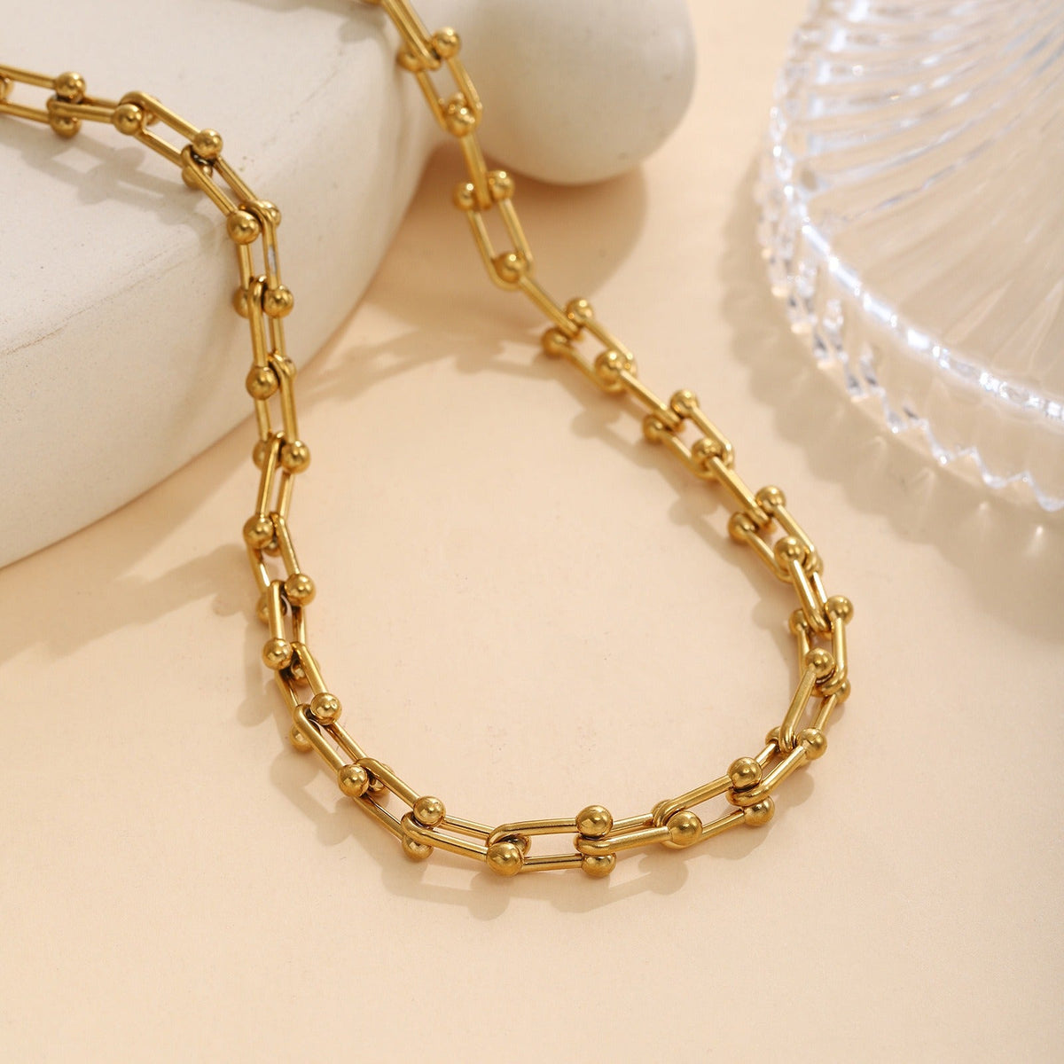 18k gold U-shaped horseshoe clasp bracelet necklace