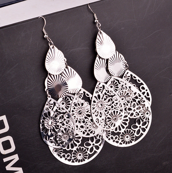 Court Hollow Multi-level Flower Retro All-match Earrings