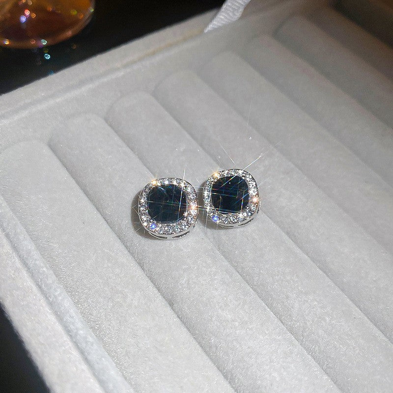 Second-Hand Vintage Jewelry With Diamond-Encrusted Flowers And Heart Necklaces, Retro Elegant Clavicle Chains, Light Luxury And High-End Necklaces