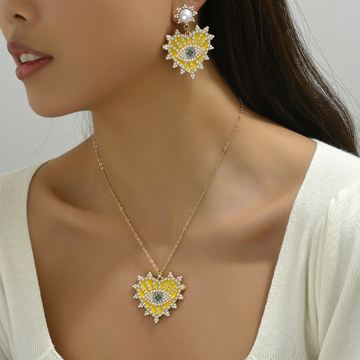 Cross-border Hot Hip-hop Retro Women's Necklace Earrings Niche Devil's Eye Diamond Design Earrings Long Chain