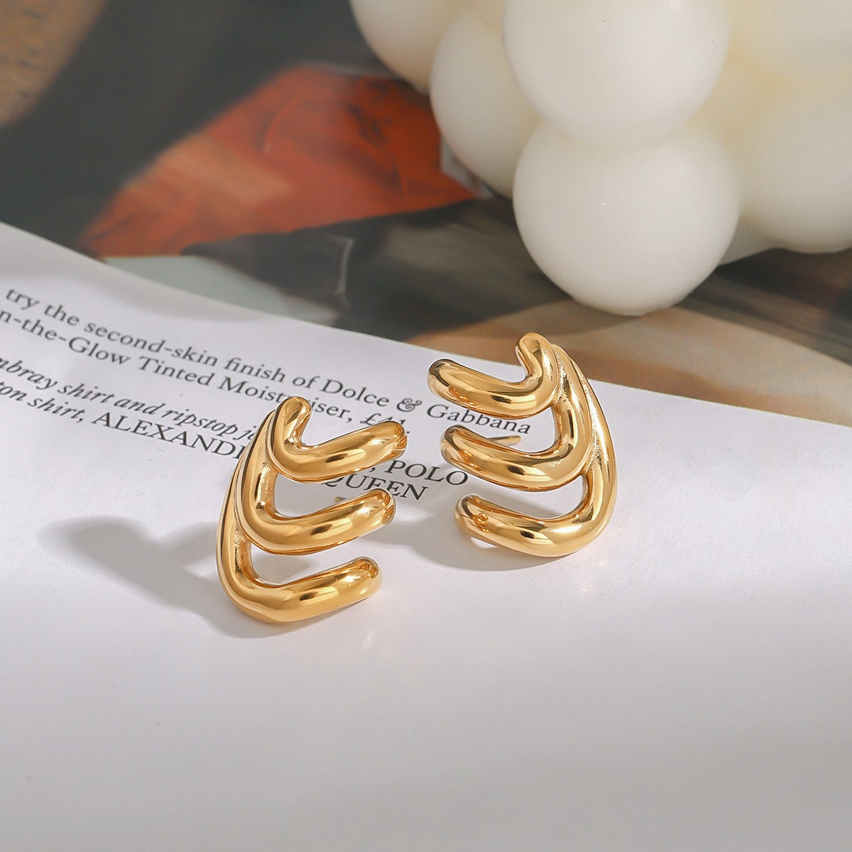 18K gold geometric design exquisite and noble earrings and necklace set