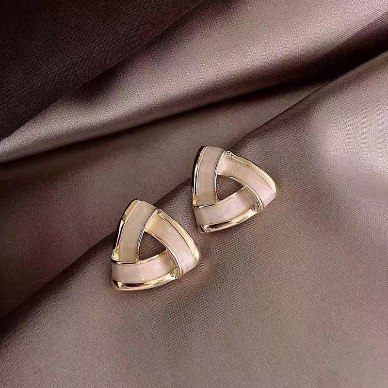 925 Silver Needle Internet Celebrity Same Style Gold Earrings Women's Light Luxury High-end Elegant All-match Earrings Retro New Earrings