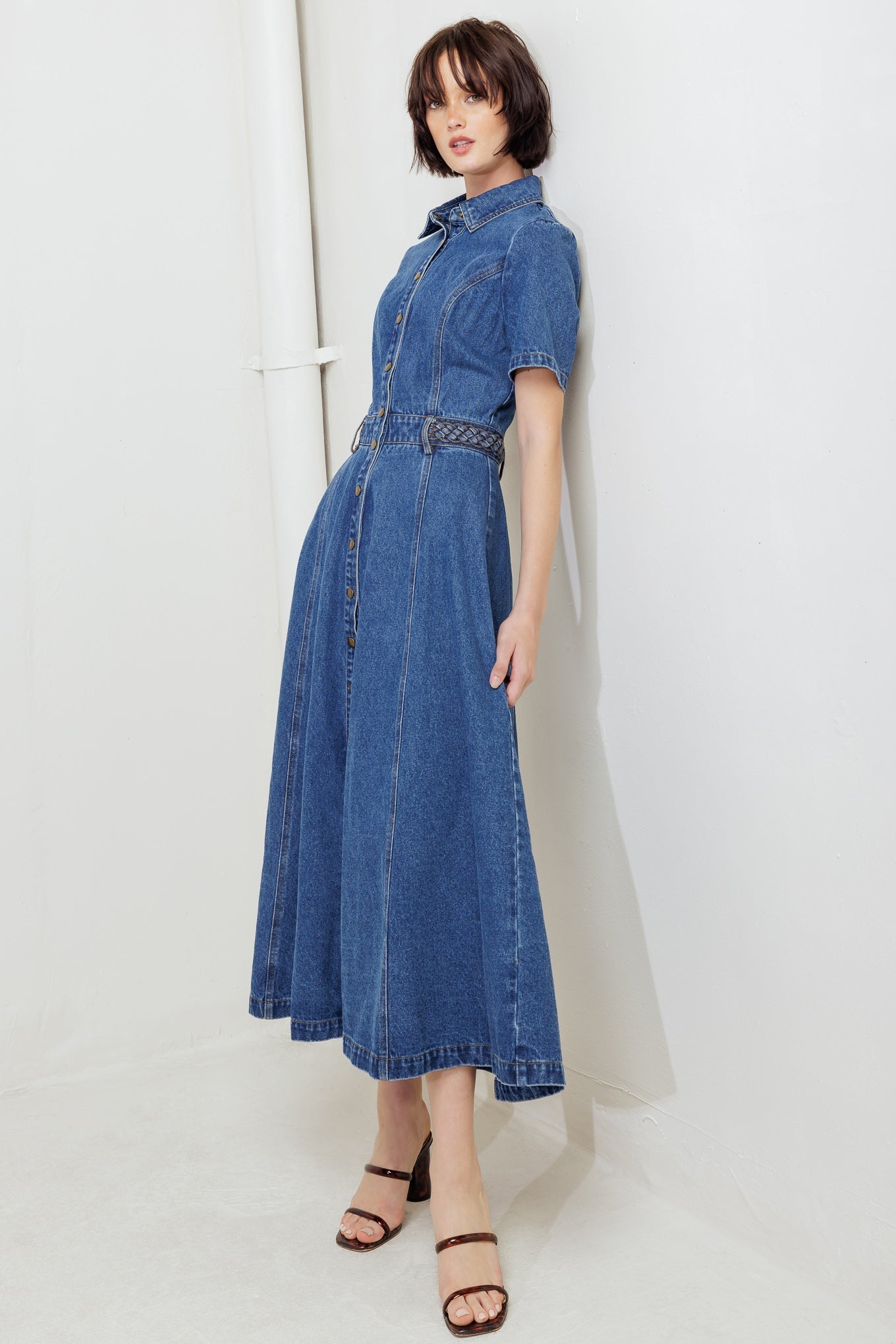 HIDDEN SMILE DENIM MIDI RESS