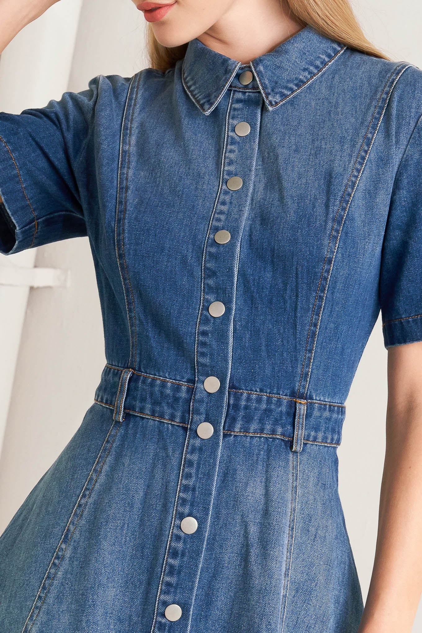 ELEGANT TOUCH DENIM MIDI DRESS