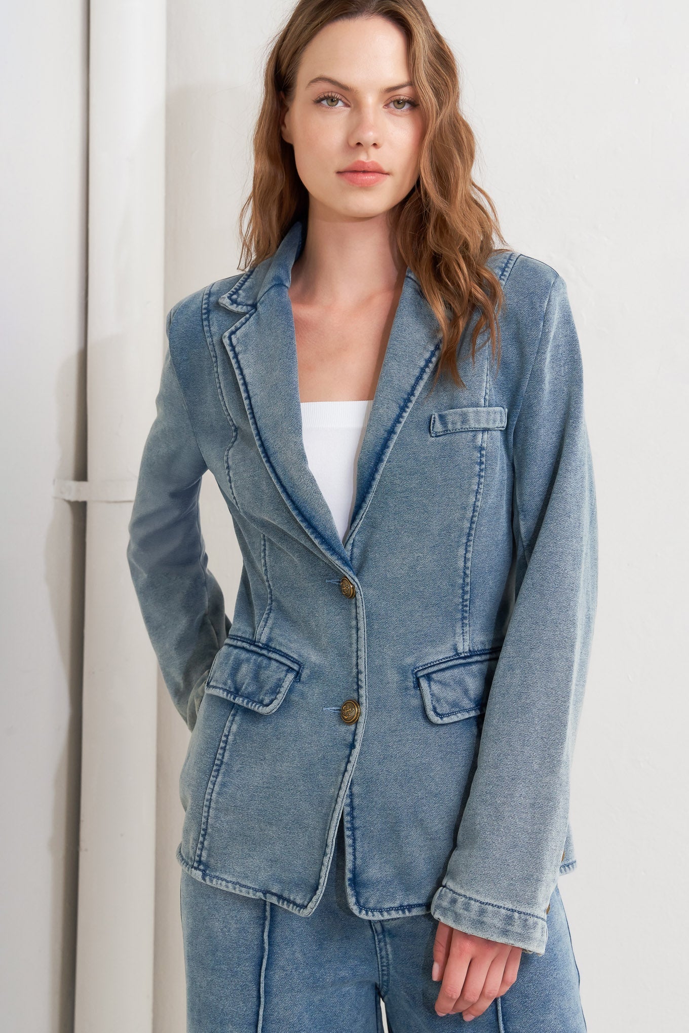 TAILORED FRAME FRENCH TERRY BLAZER