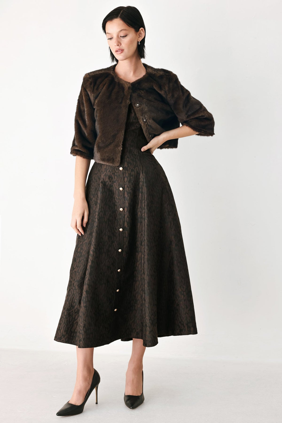 COCOON CHARM BROWN FAUX FUR CROPPED JACKET