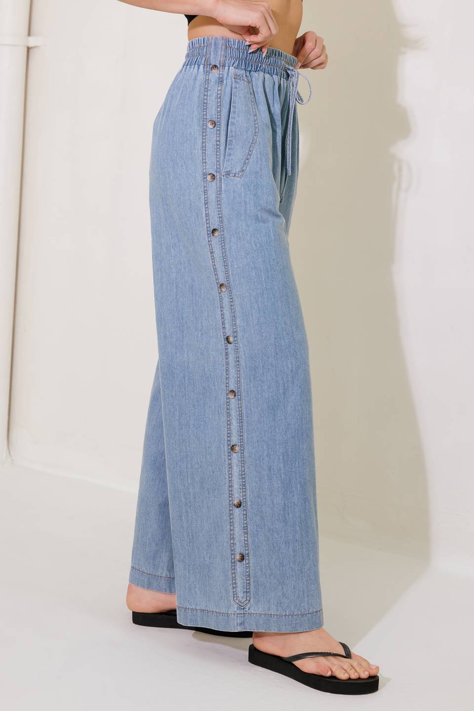 RIVERSIDE SIPS LIGHT INDIGO CHAMBRAY PANTS