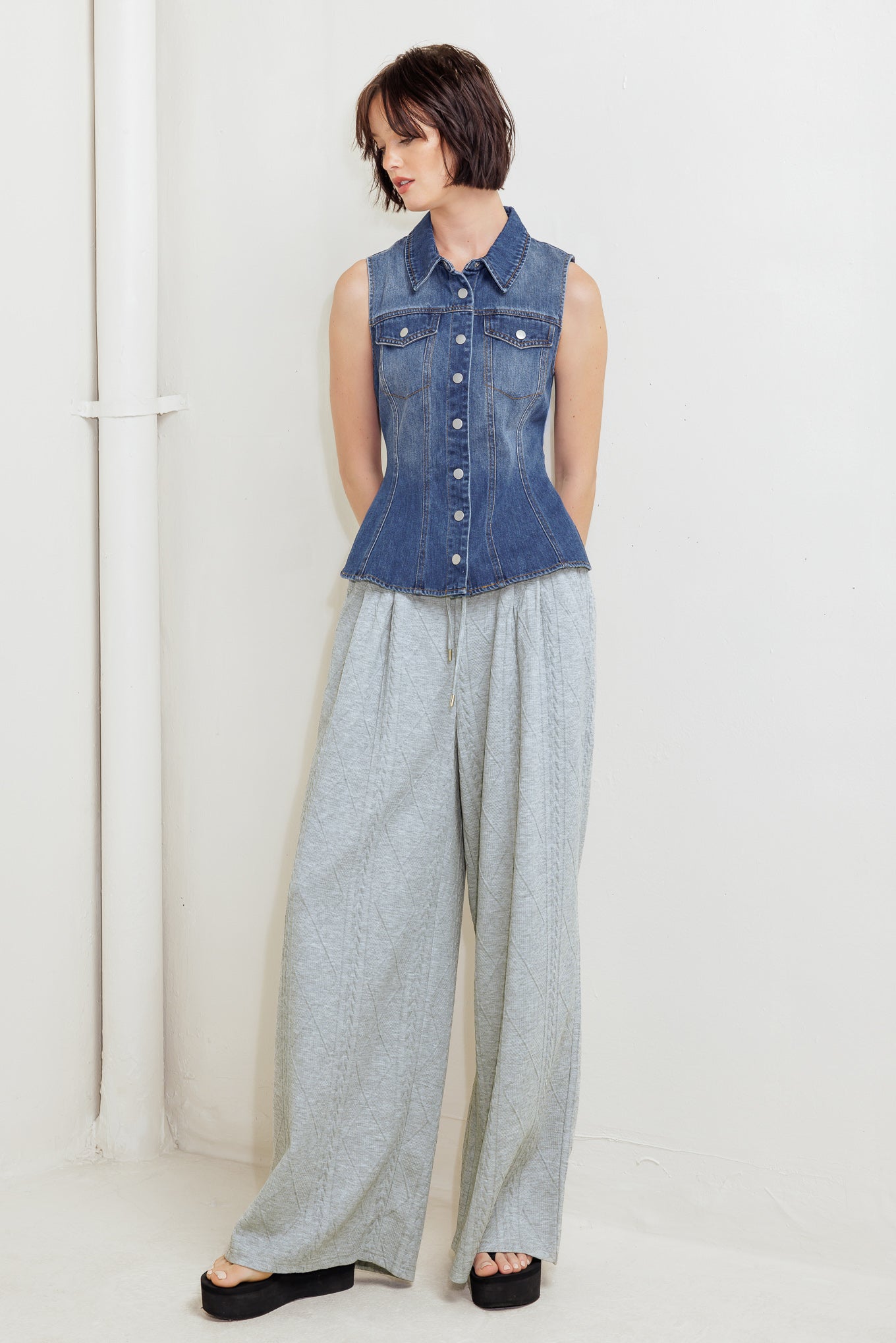 CITY RIVETS KNIT WOVEN PANTS