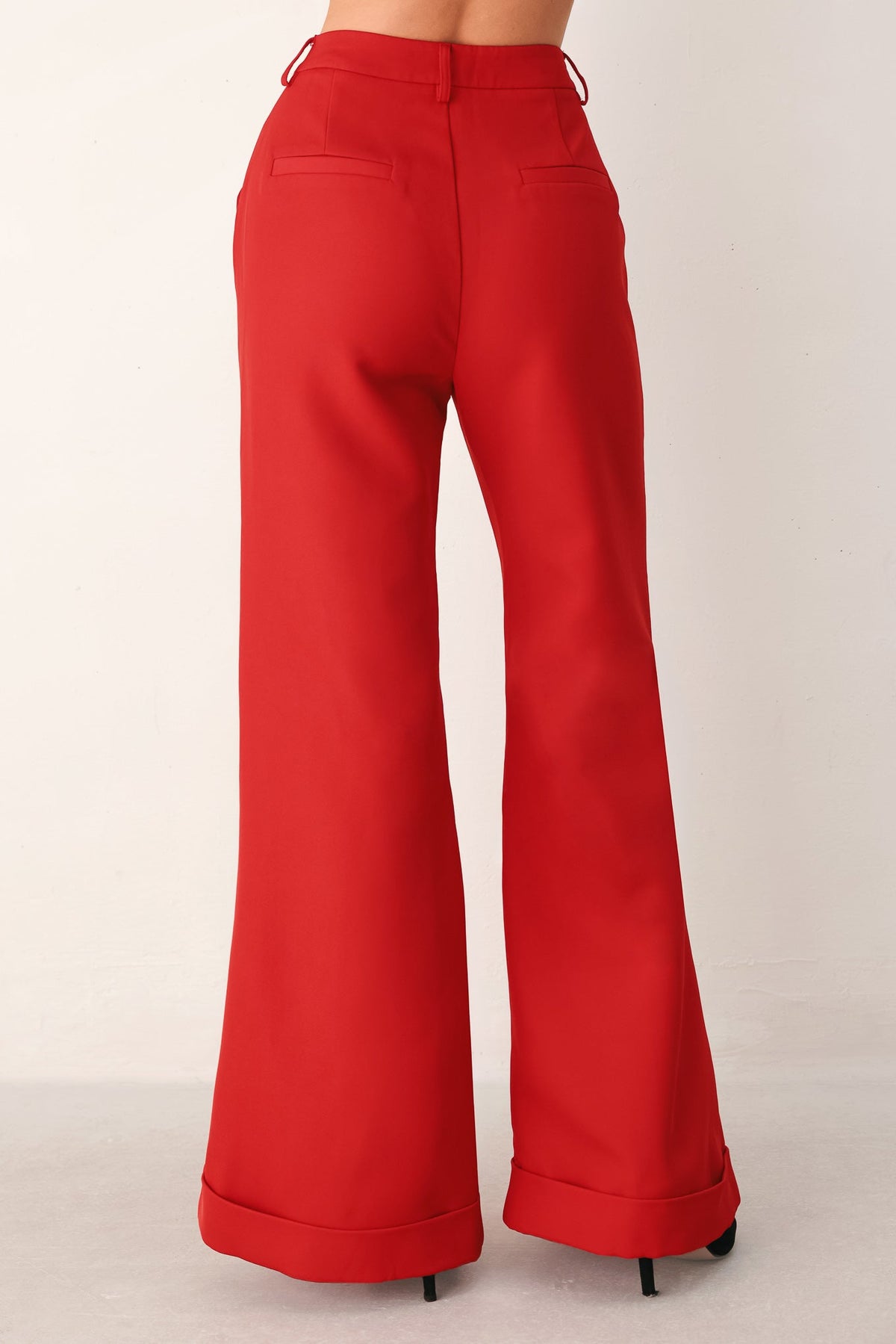 MAKE AN ENTRANCE FLARE PANTS