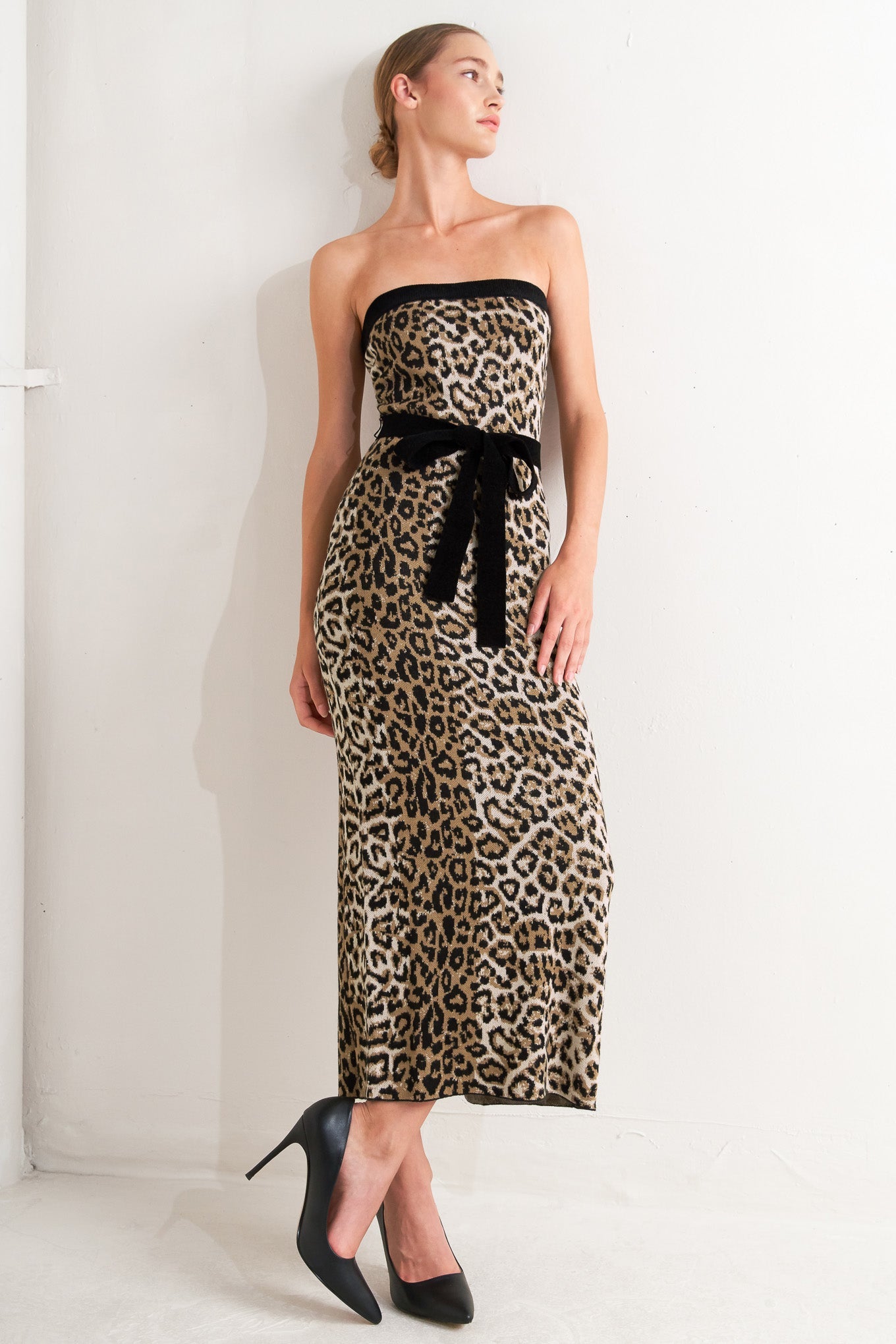 WILD ROMANCE LEOPARD KNIT MIDI DRESS