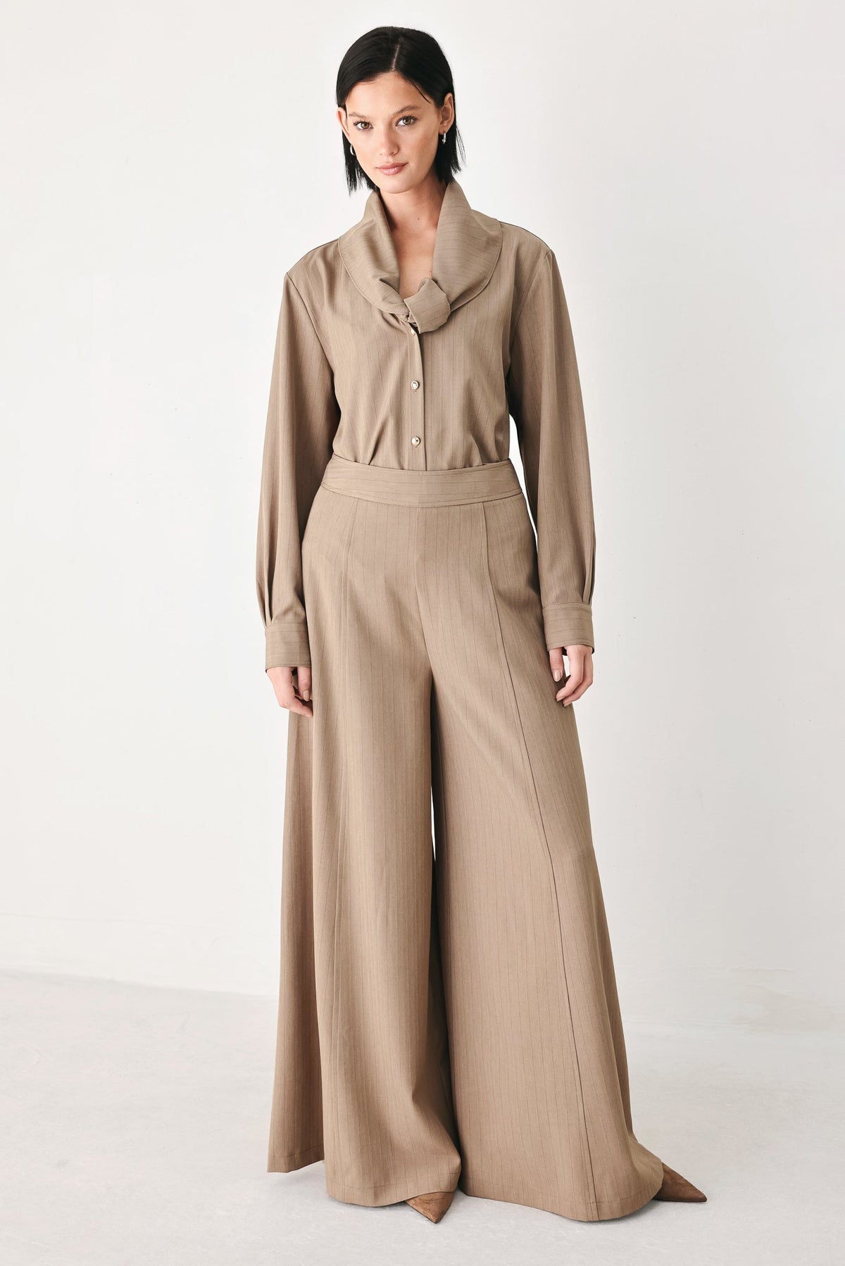 MOCHA MUSE SCARF TIE BUTTON DOWN TOP