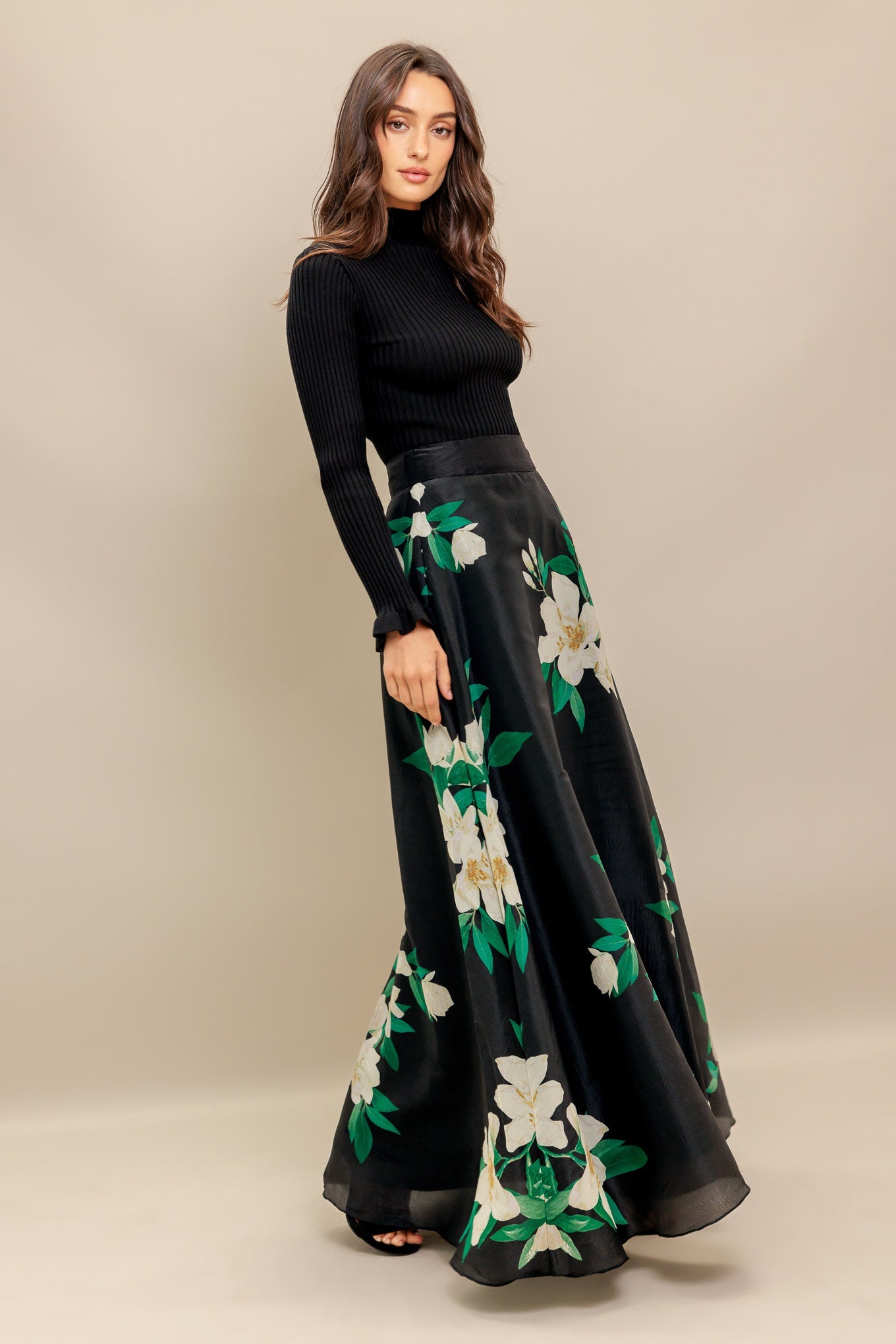 ELEGANT WILDFLOWER WOVEN MAXI SKIRT