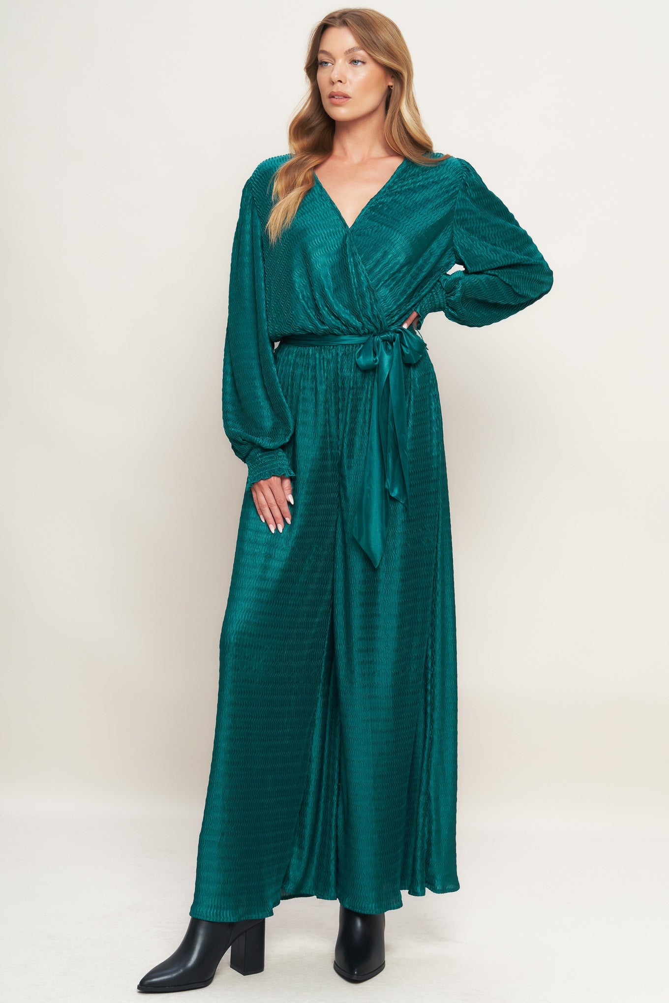 ATTENTION OF THE DAY WOVEN JUMPSUIT