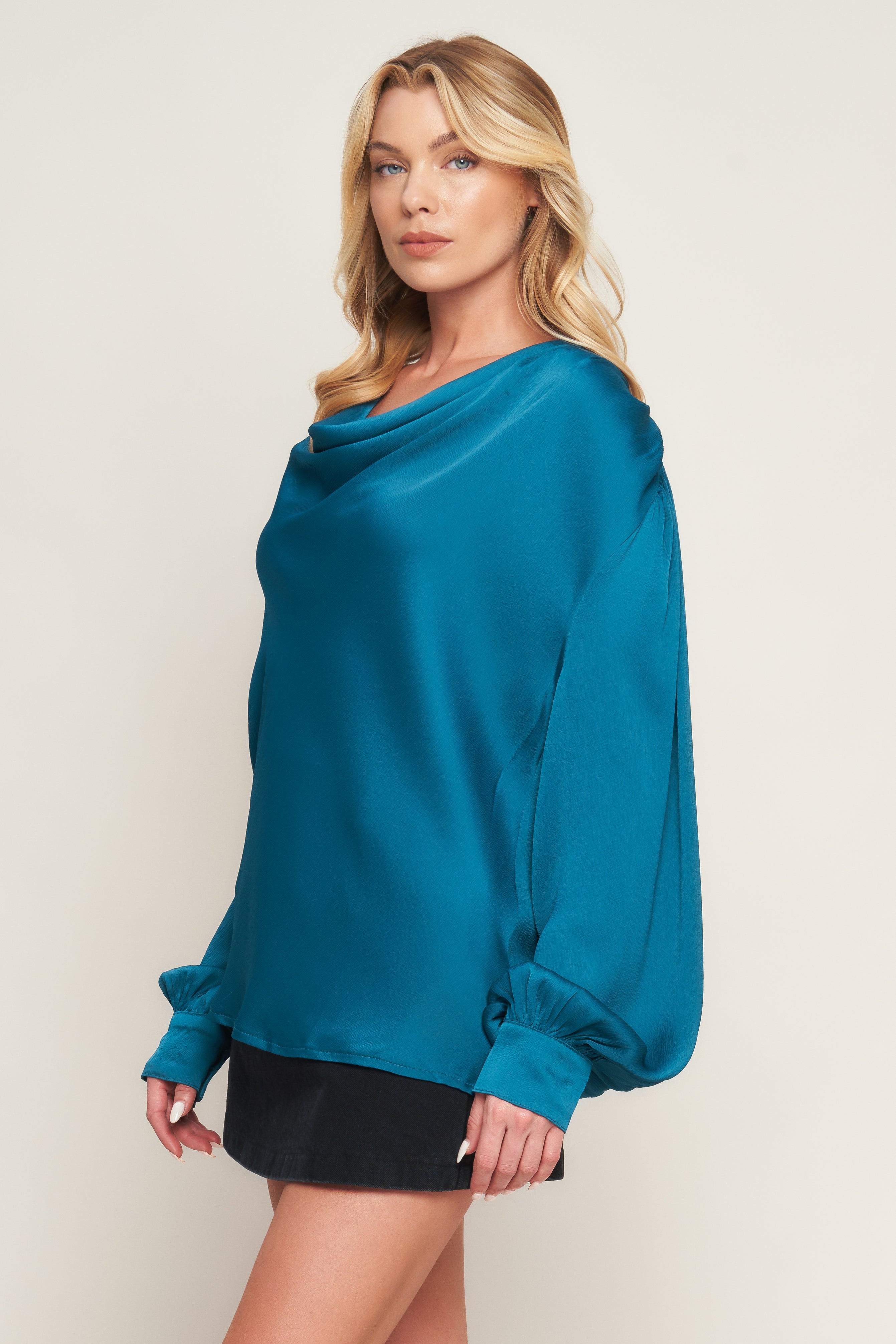 GARDEN SENSATION SATIN TOP