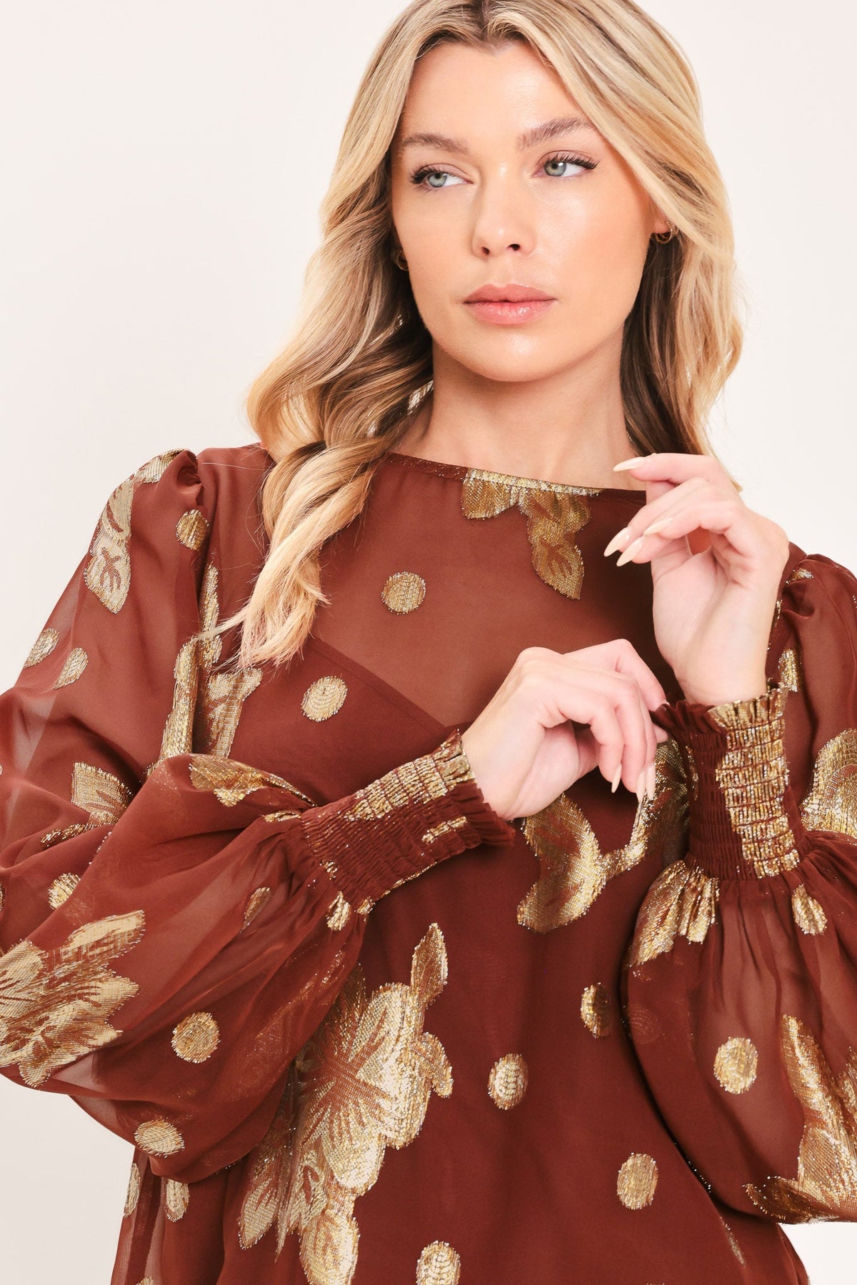 MAHOGANY PETAL SPARK WOVEN TOP