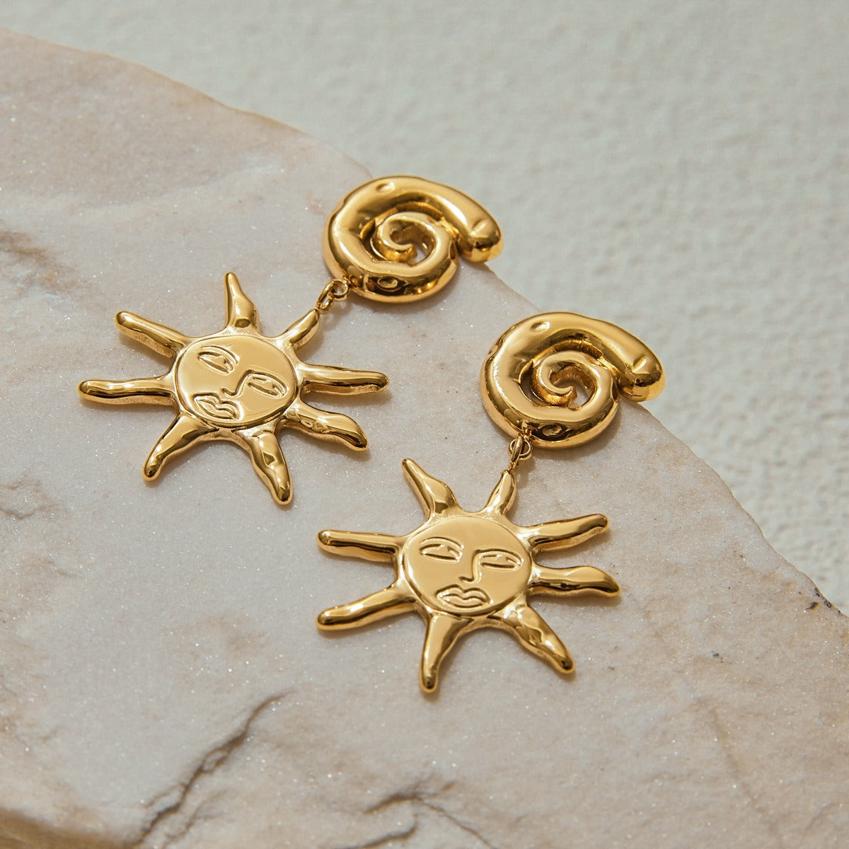 18K gold thread with sun-shaped design trendy and personalized earrings