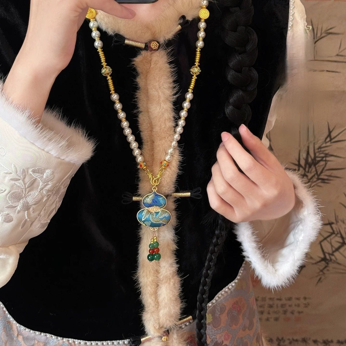 Chinese-style Song Brocade Double-sided Gourd Imitation Pearl New Chinese-style Necklace For Women, Long Ethnic-style Accessory For Cheongsam And Sweater