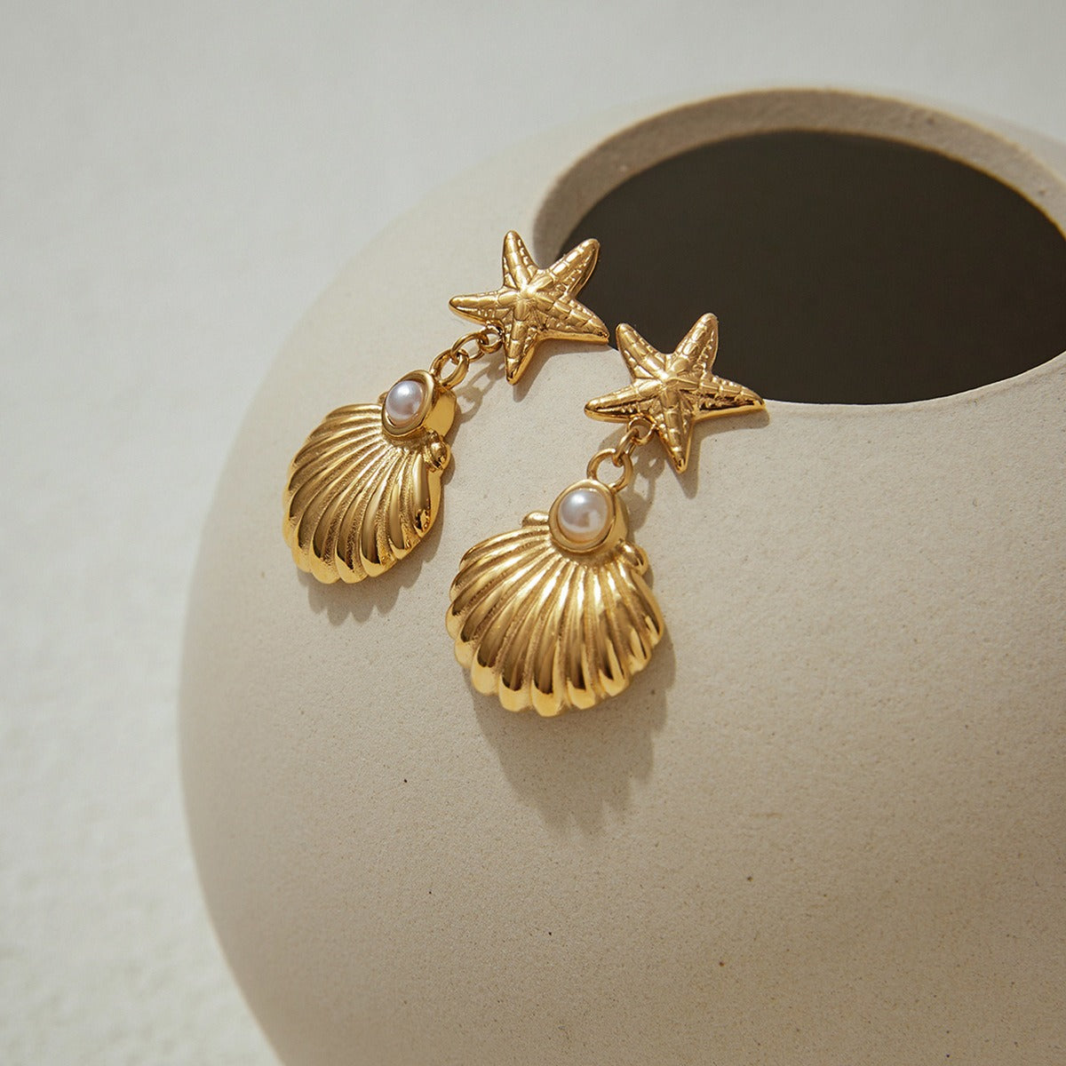 18K gold starfish and shell design ocean-style earrings