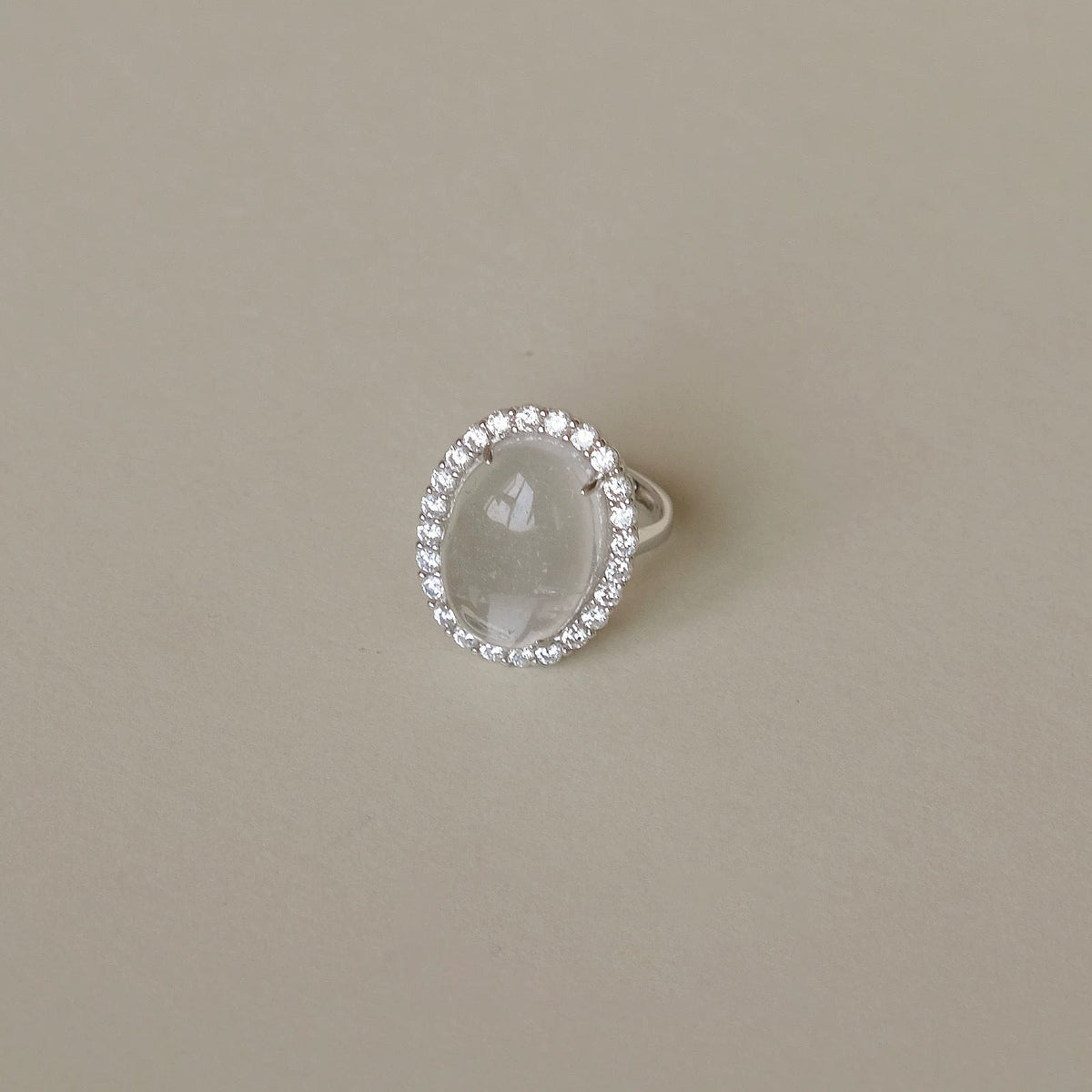 New Niche Design Oval Cabochon White Crystal Ring For Women, Micro Pave Cubic Zirconia, Light Luxury Versatile Commute Open Finger Ring
