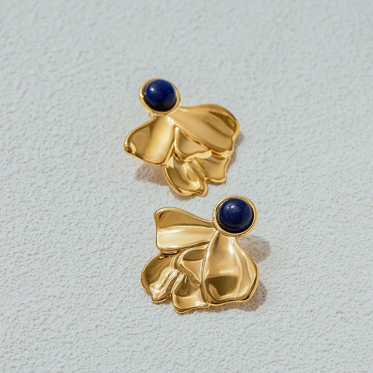 18K gold butterfly-shaped inlaid gemstone design trendy and personalized earrings
