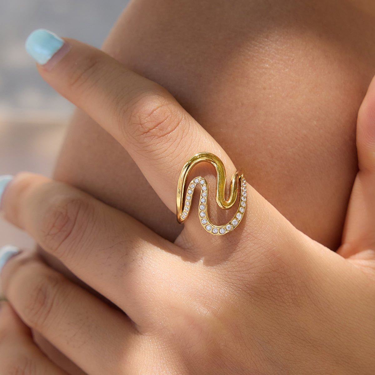 Double Wave Zircon Open Ring Collection