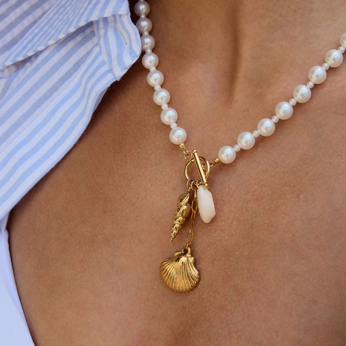 18K gold shell with conch design exquisite high-end necklace