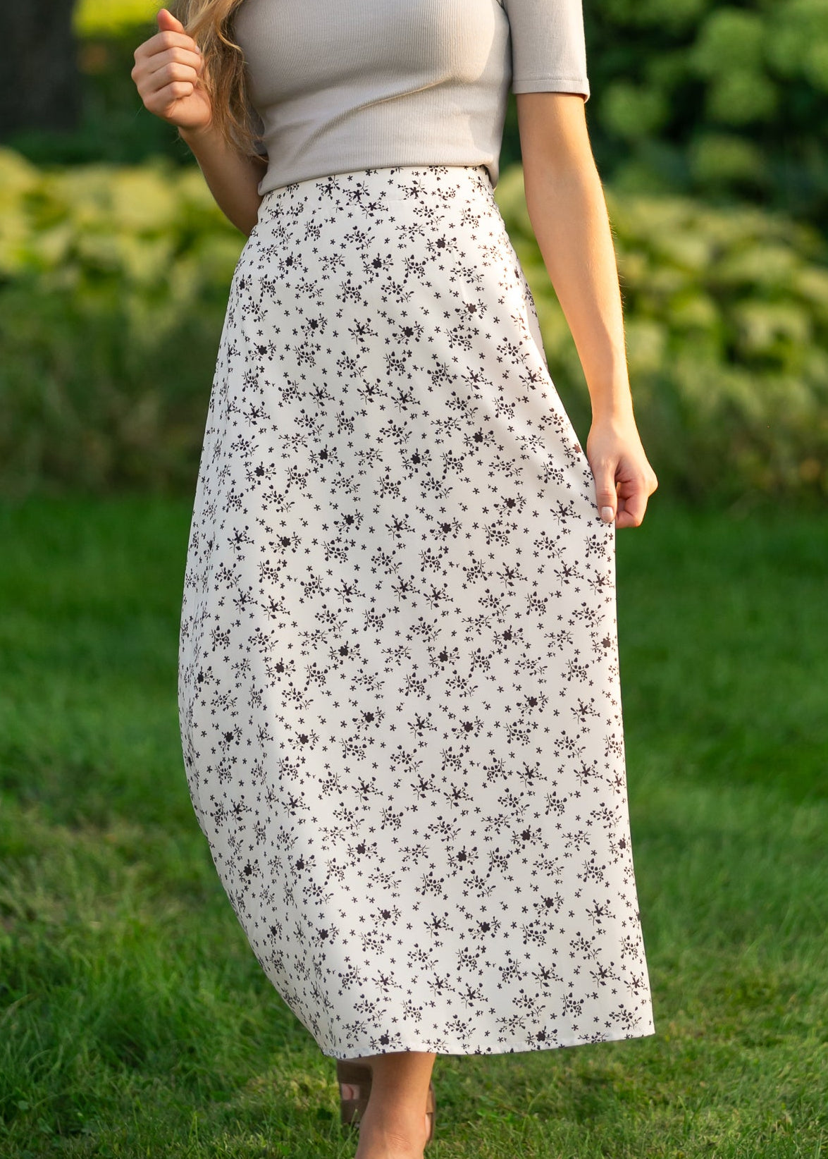 Braylyn Brown Floral Midi Skirt
