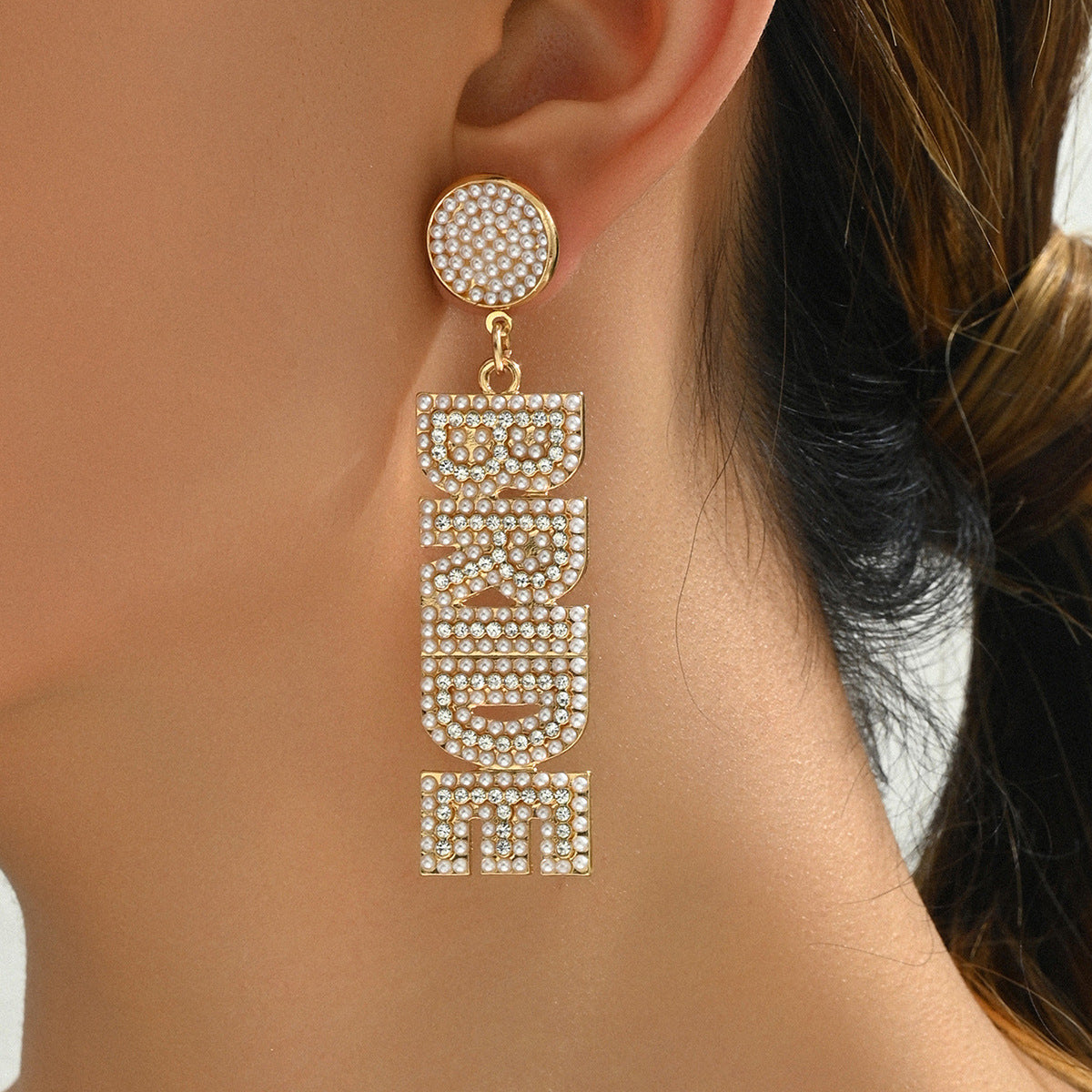 Sweet Korean Style Korean Style Style Pearl Earrings All-Match English Letter Niche Design Earrings Elegant Earrings