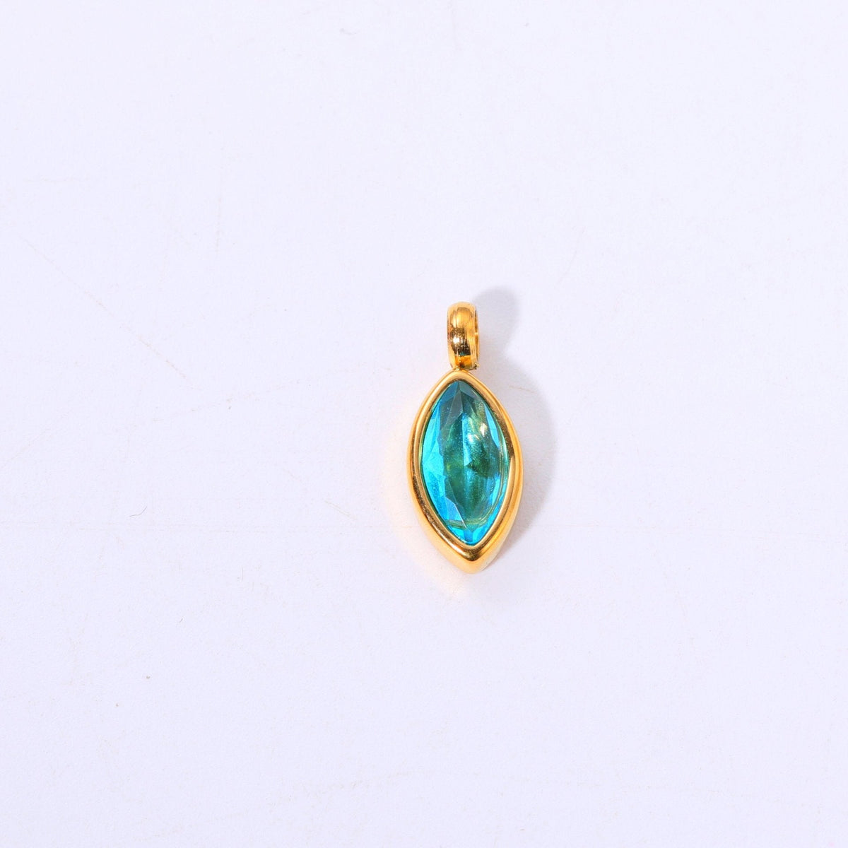 18K gold letters with birthstone design exquisite dazzling necklace