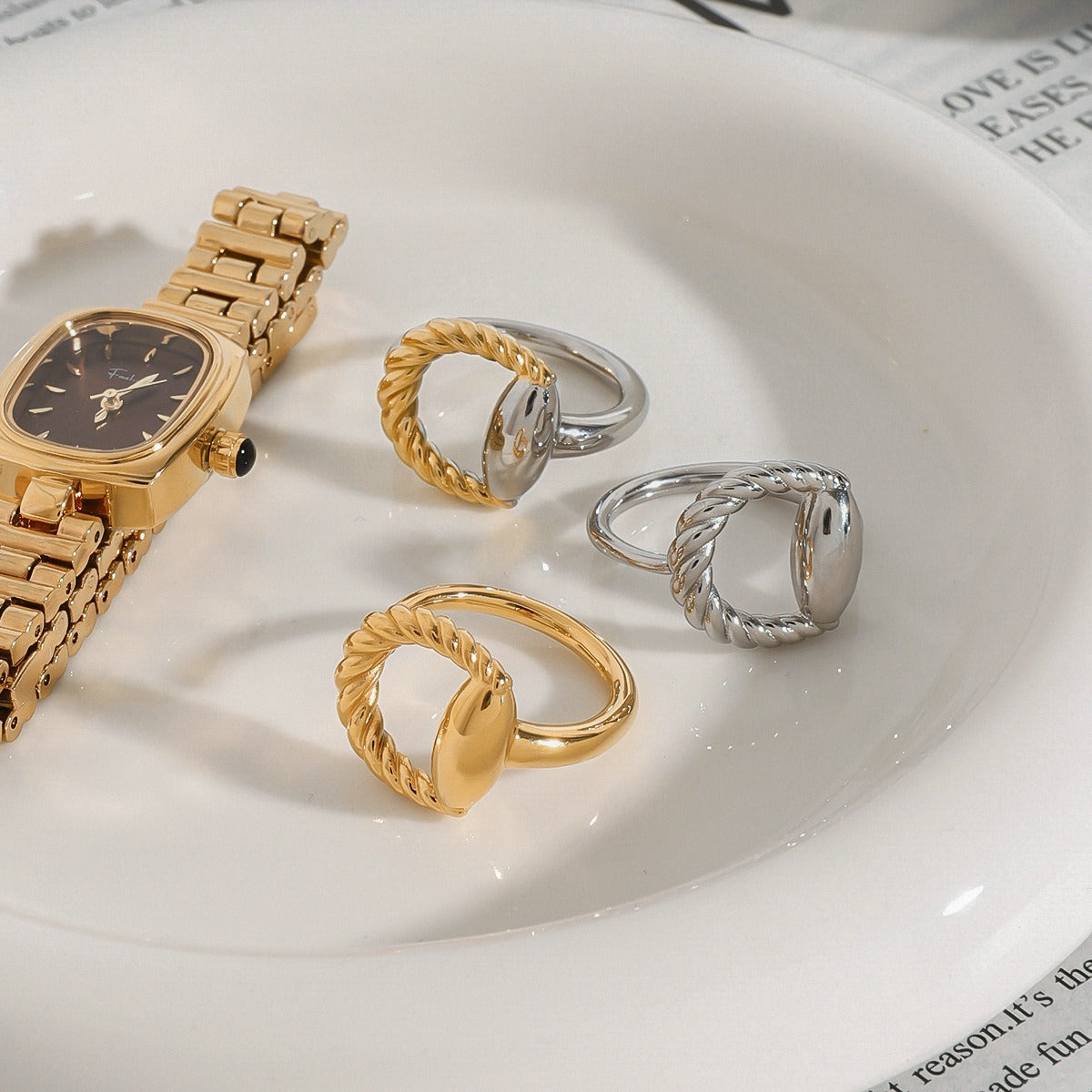 18K gold geometric shape with texture design trendy open ring
