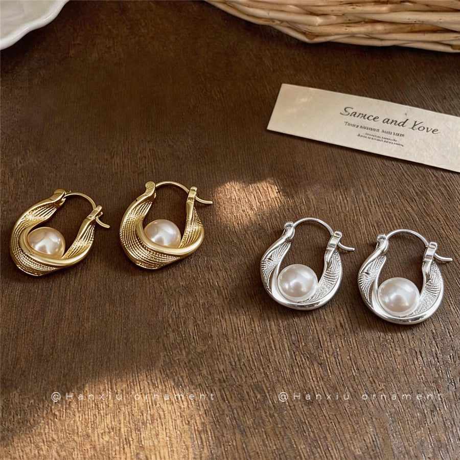 French Cream Style Pearl Silver Half Huggie Earrings For Women, Elegant Delicate Style Geometric Circle Ear Jewelry