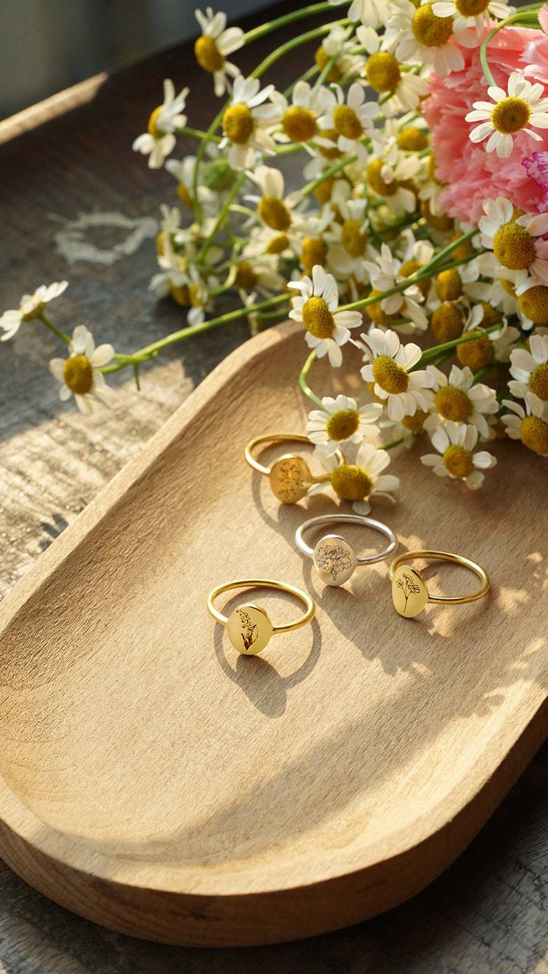 December Flower Girl Sophisticated Ring