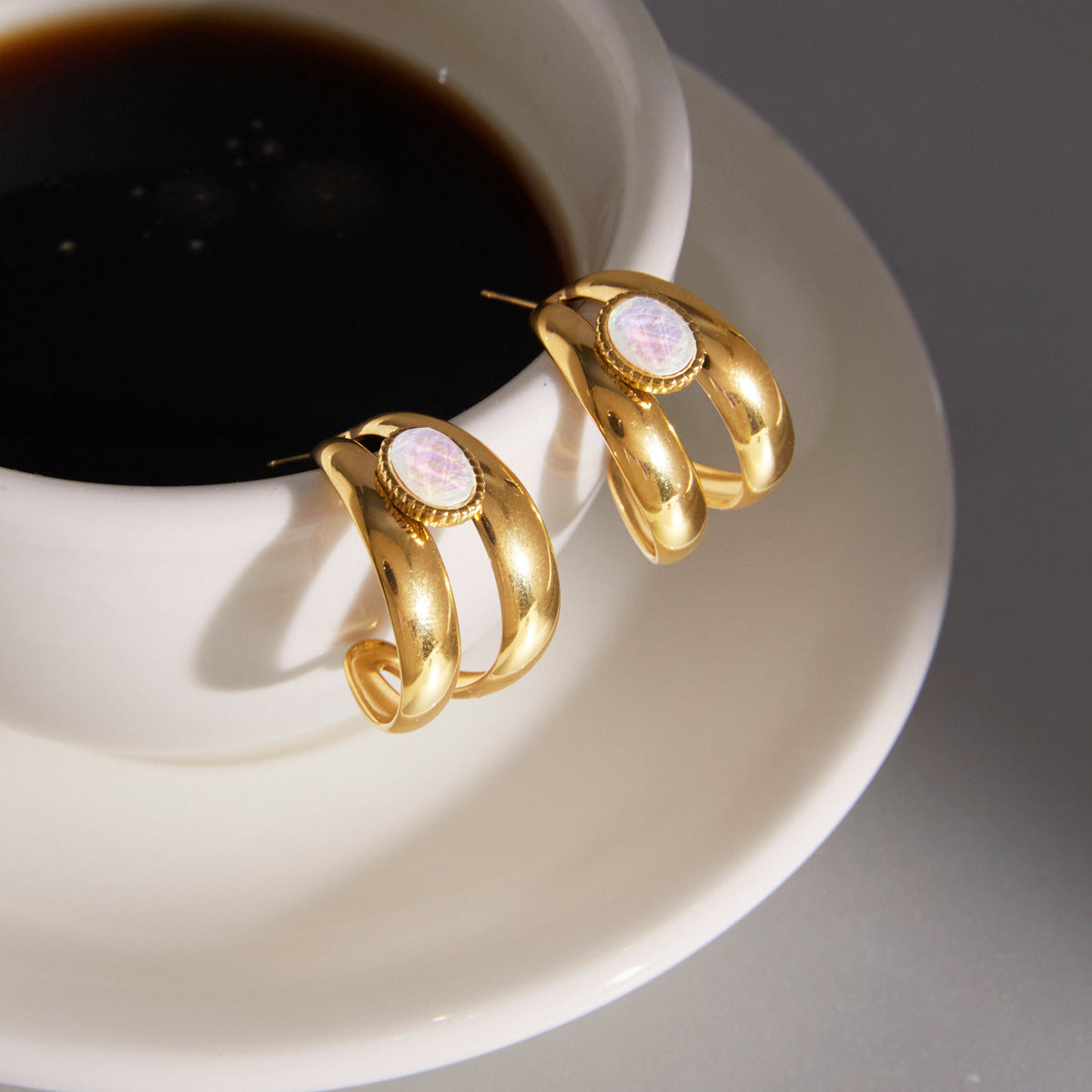 Double Curve Resin Huggie Earrings